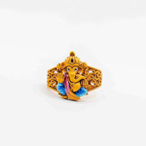 Antique Ring ( 8.360 grams )