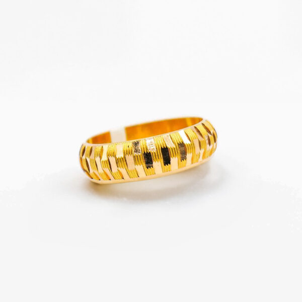 Band Ring ( 3.010 grams )